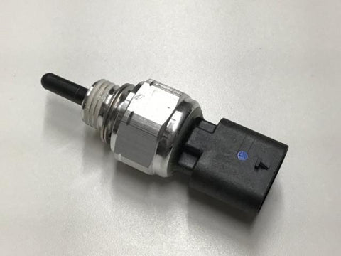 72296